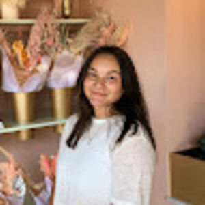 Meet your Posher, Mikaela